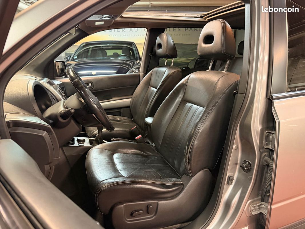NISSAN X-TRAIL II 2.0 DCI 150 1ère Main (image 16)