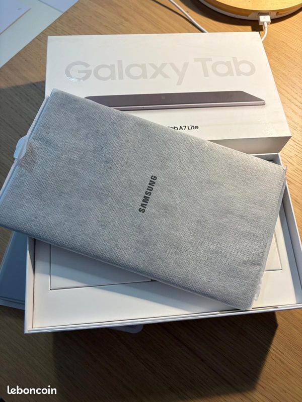 Galaxy Rab A7 Lite 32GB neuve + housse de protection neuve (image 3)
