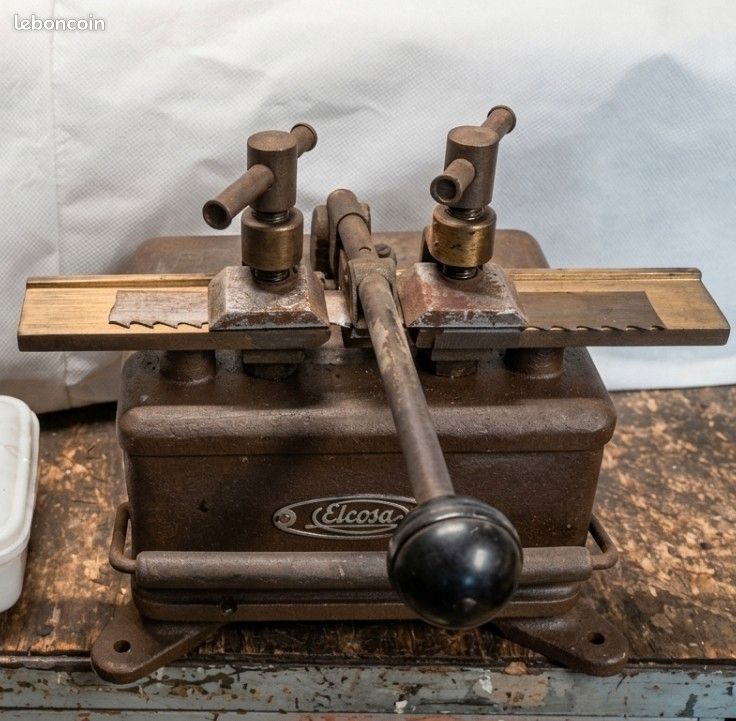 Machine à souder les lames de scie (image 1)