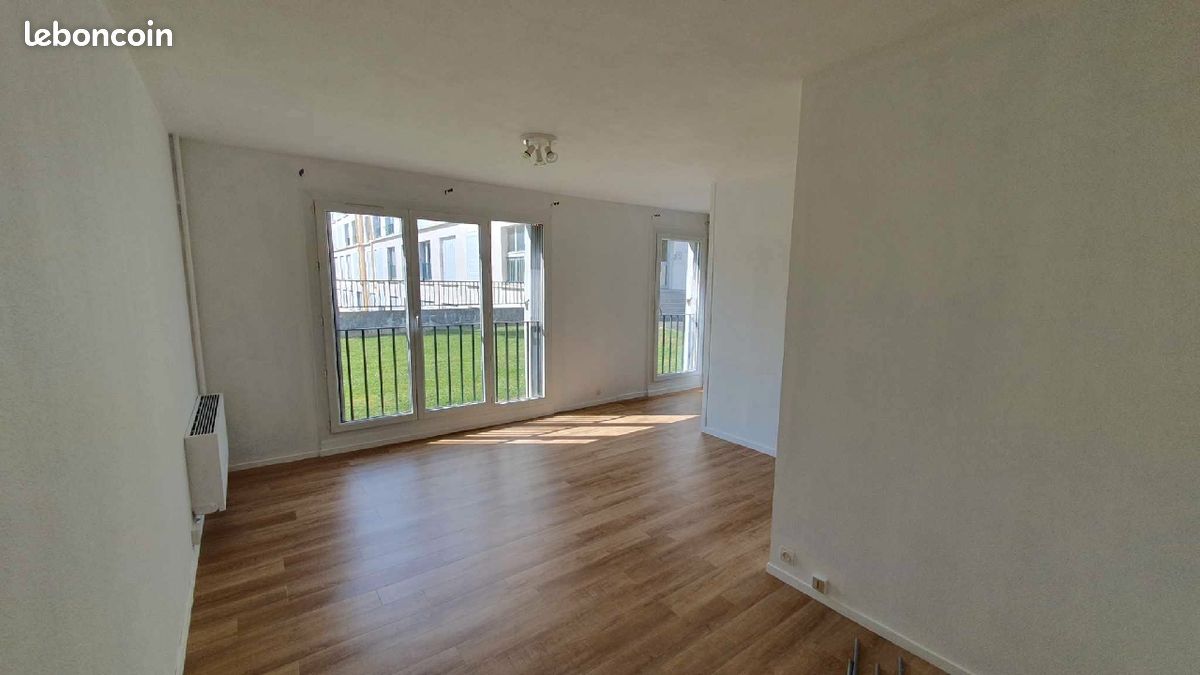Appartement 1 pièce 28 m² · à Compiègne · 28,3 m² · 560 €