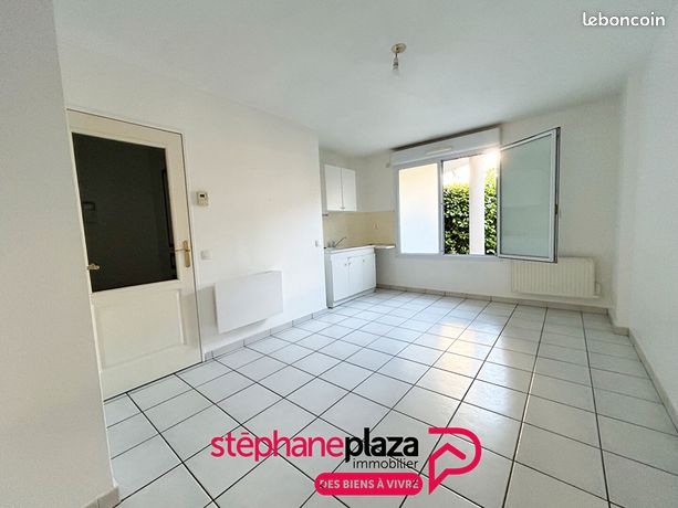 Studio 1 pièce 22 m²