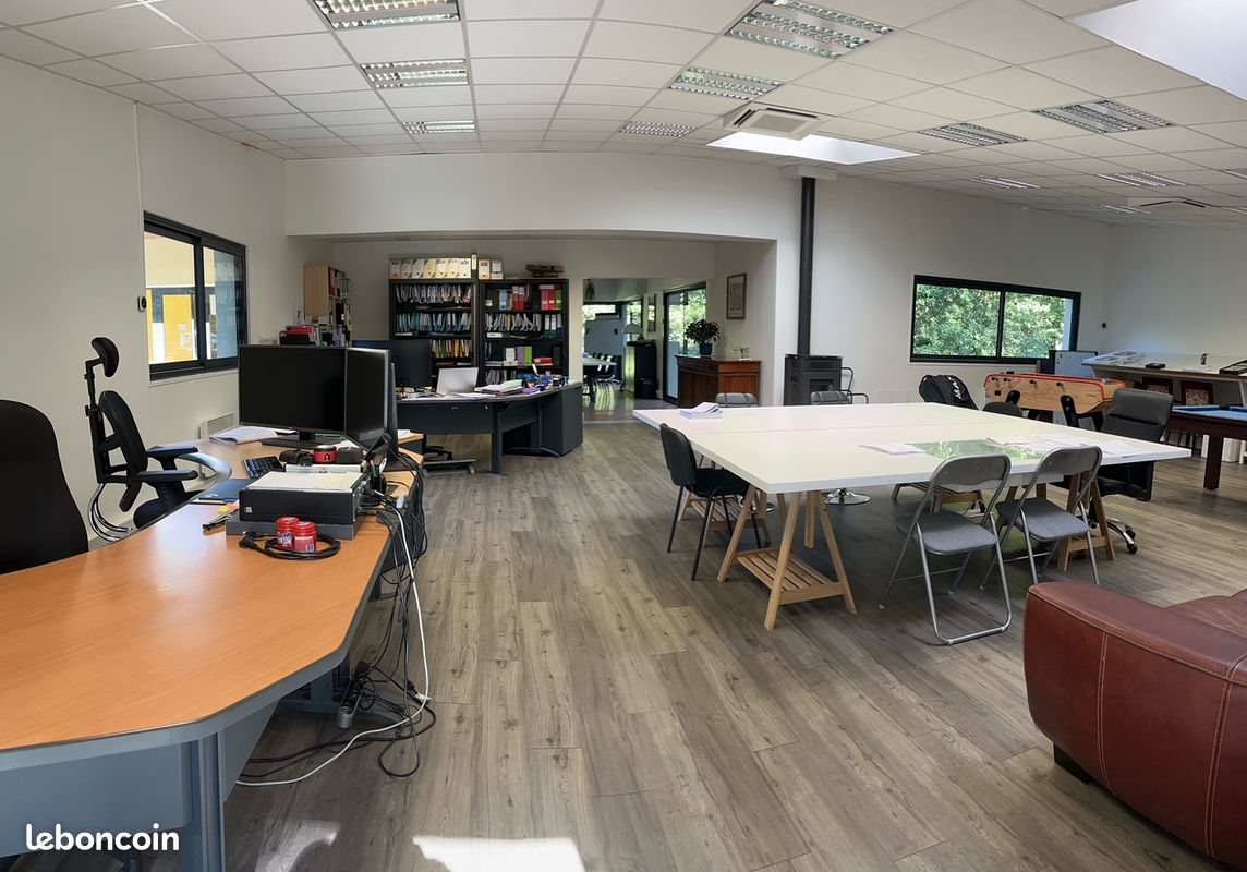 Inconnu 210 m² Houdan · 210 m² · 283 000 €