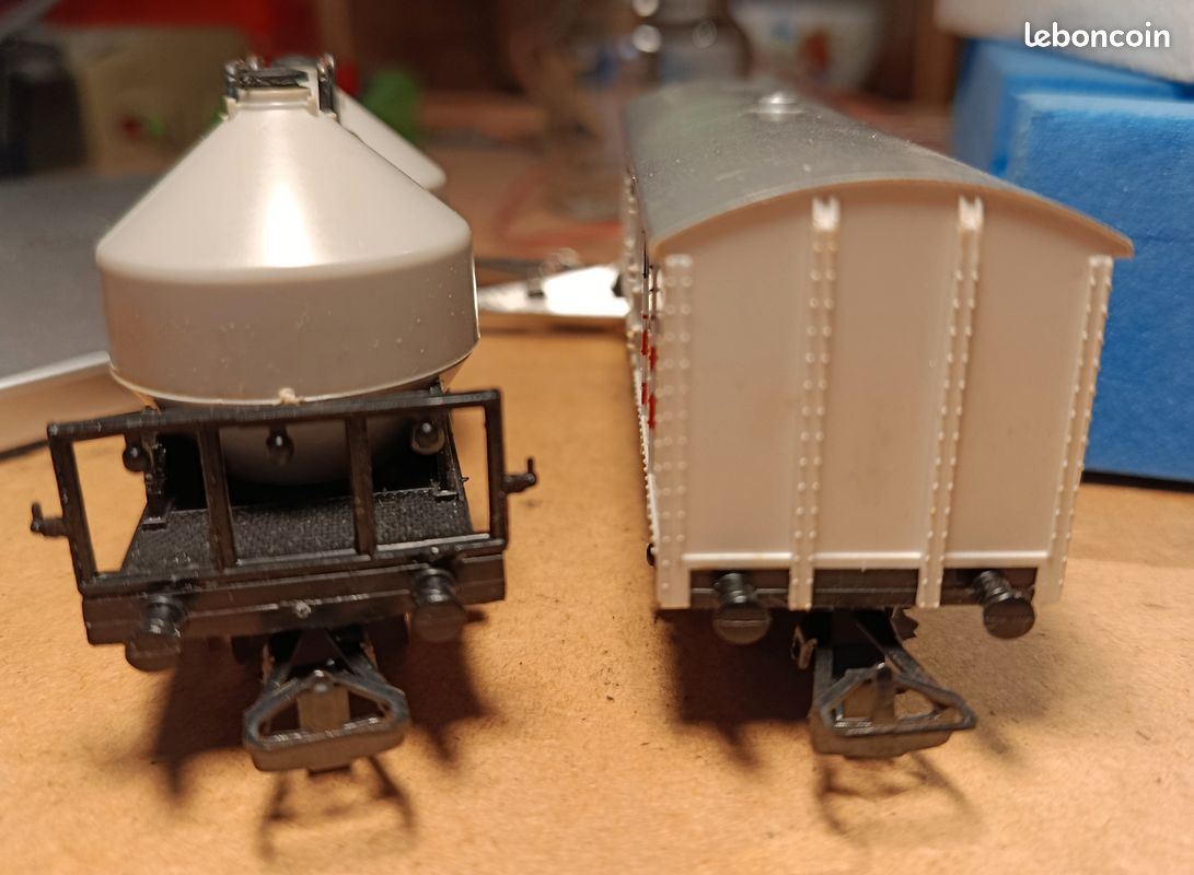 Lot 4 Wagons Nettoyeurs Voie Jouef – Réfs 6495, 6520, 6421, 6581 – État Neuf