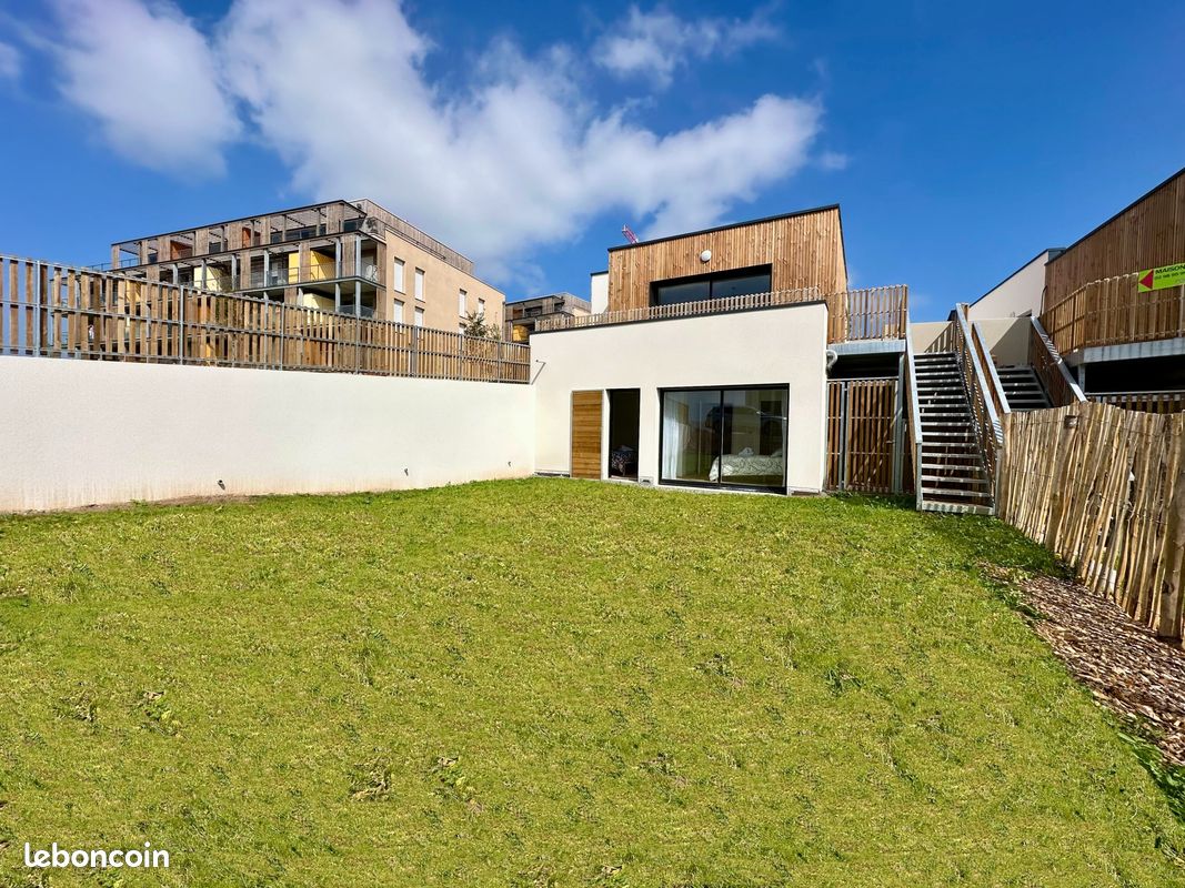 Maison 5 pièces 104 m² · à Brest · 104 m² · 1 325 €/mois