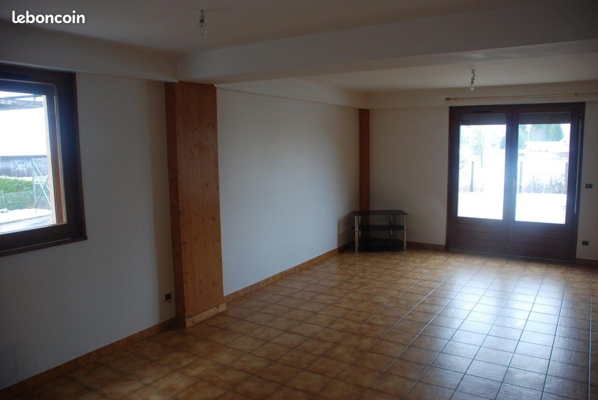 Appartement 2 pièces 60 m² · à Frasne · 60 m² · 640 €
