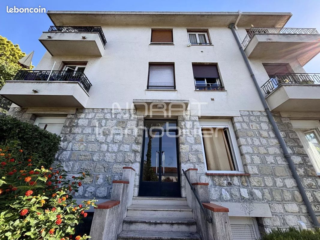 Immeuble 18 pièces 406 m² · à Nice · 406 m² · 1 890 000 €