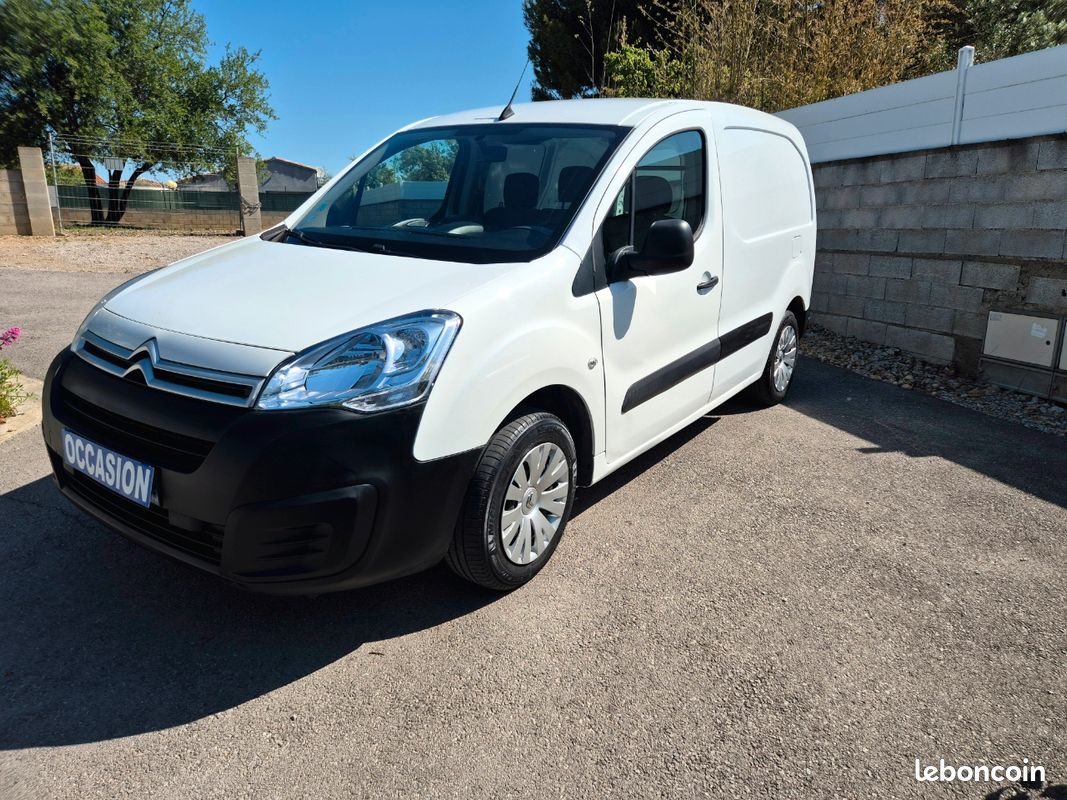 Citroen BERLINGO 1.6 BlueHDi 100ch - 1ère main - Historique complet (image 1)