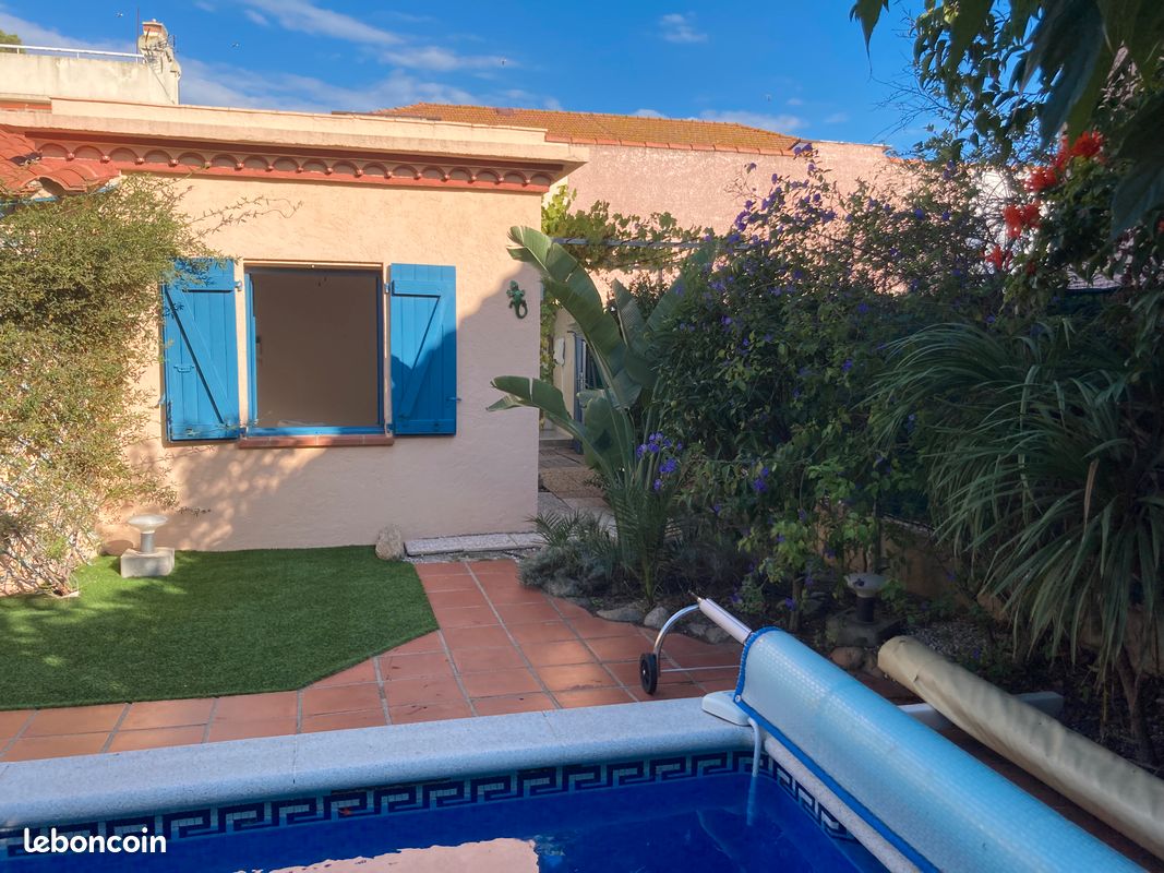 RARE, A 100 m de la plage, VILLA méditerranéenne avec PISCINE, JARDIN et PARKING privé clos (image 6)