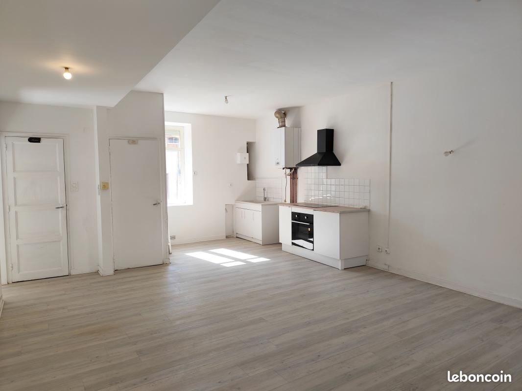 Appartement 2 pièces 68 m² · au Creusot · 68 m² · 545 €/mois