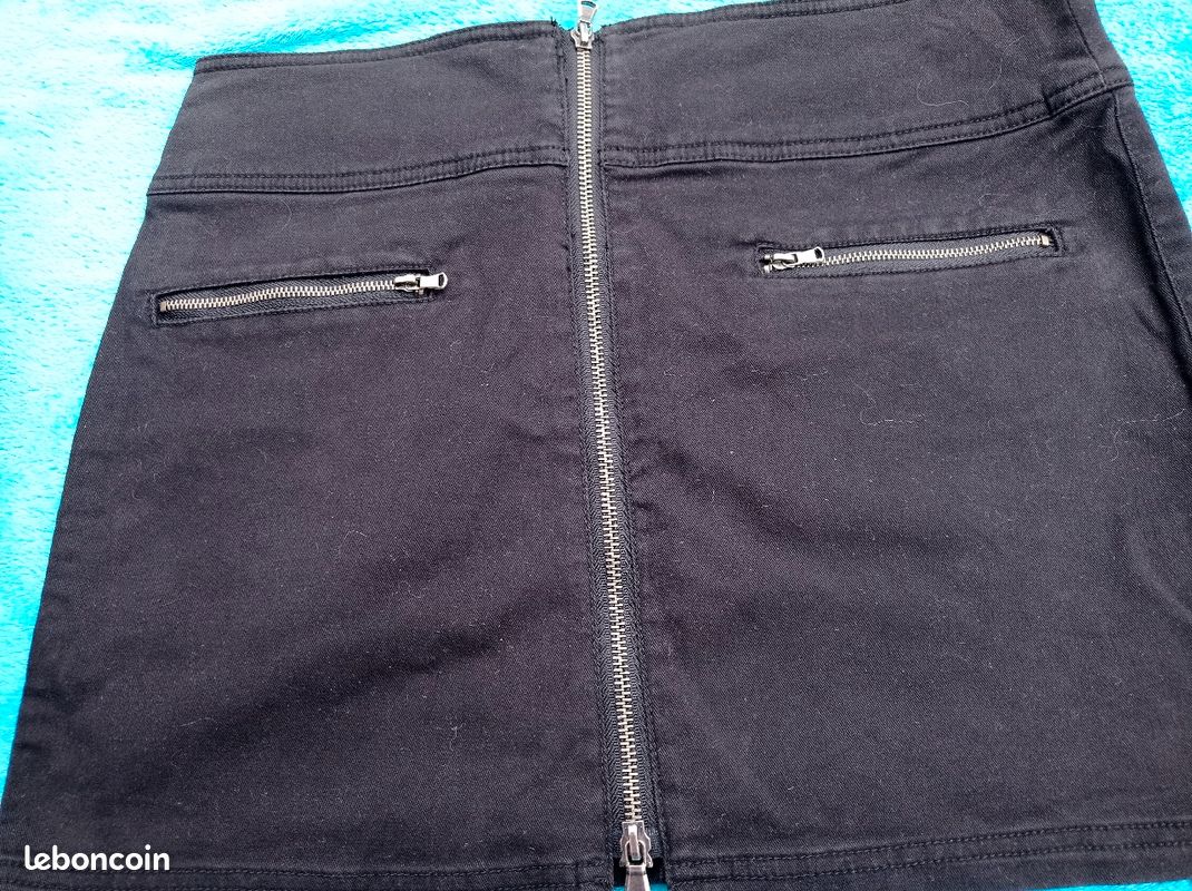 Mini Jupe noir droite.taille38 (image 6)