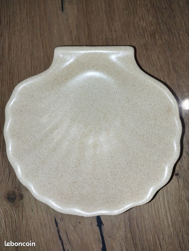 Emile Henry - Coquilles Saint-Jacques (9) - Grès céramique | Barnebys