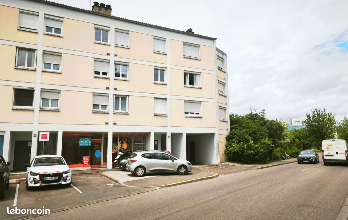 Appartement 2 pièces 46 m² · à Saint-André-les-Vergers · 46 m² · 77 000 €