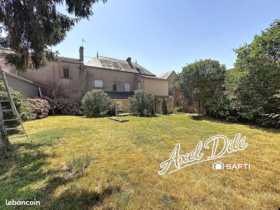 Maison 7 pièces 165 m² · à Beaupréau-en-Mauges · 165 m² · 170 400 €