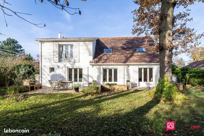 Maison 9 pièces 181 m²