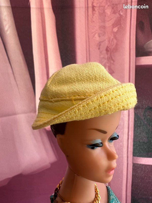 Jumeau manteau d'hiver, chapeau, manchon et robe antique 1910 pour