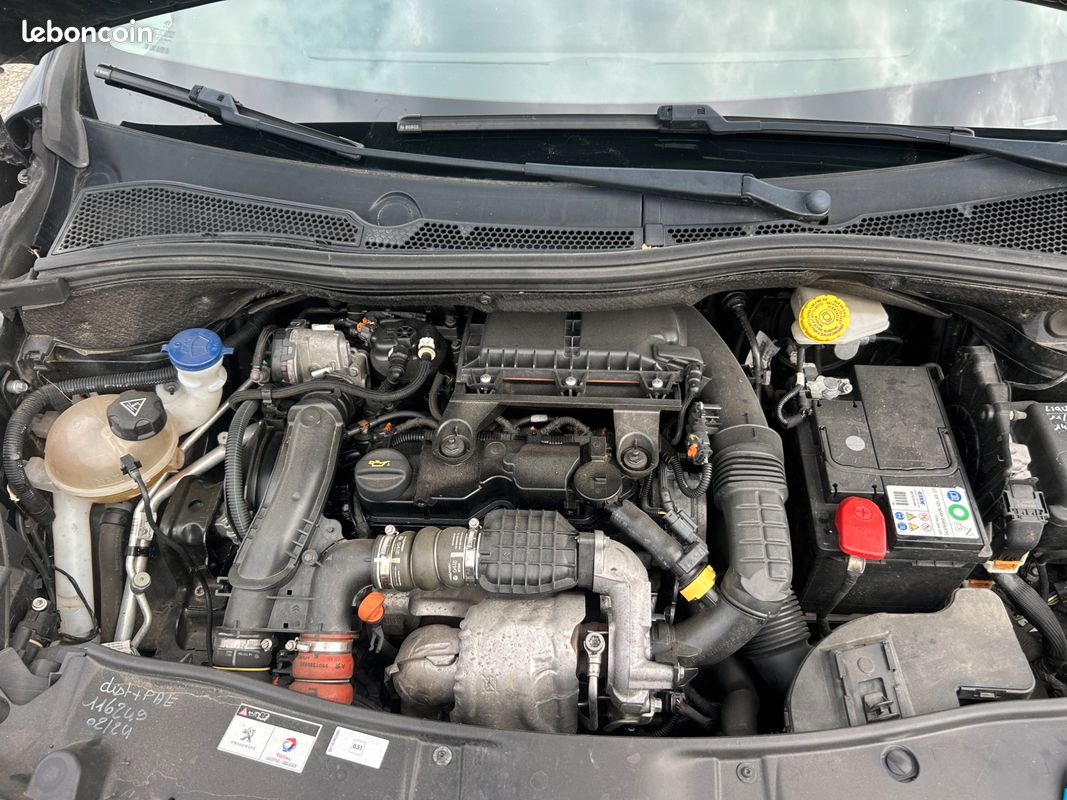 PEUGEOT 2008 1.6 HDI 100CV ACTIVE BUSINESS - DISTRIBUTION RETAITe (image 19)