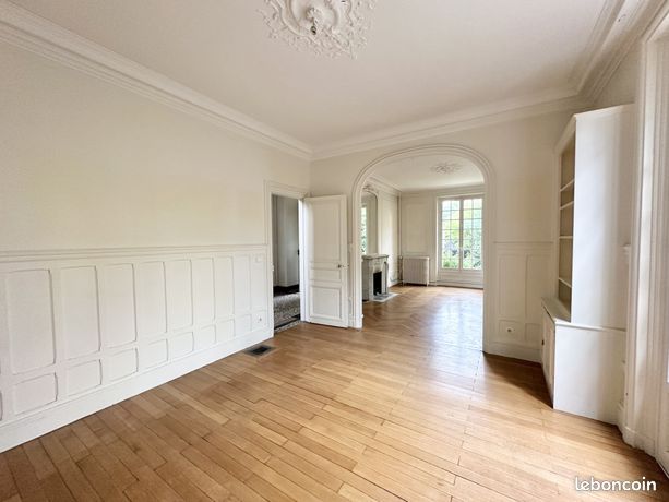 Maison a louer versailles - 8 pièce(s) - 187 m2 - Surfyn