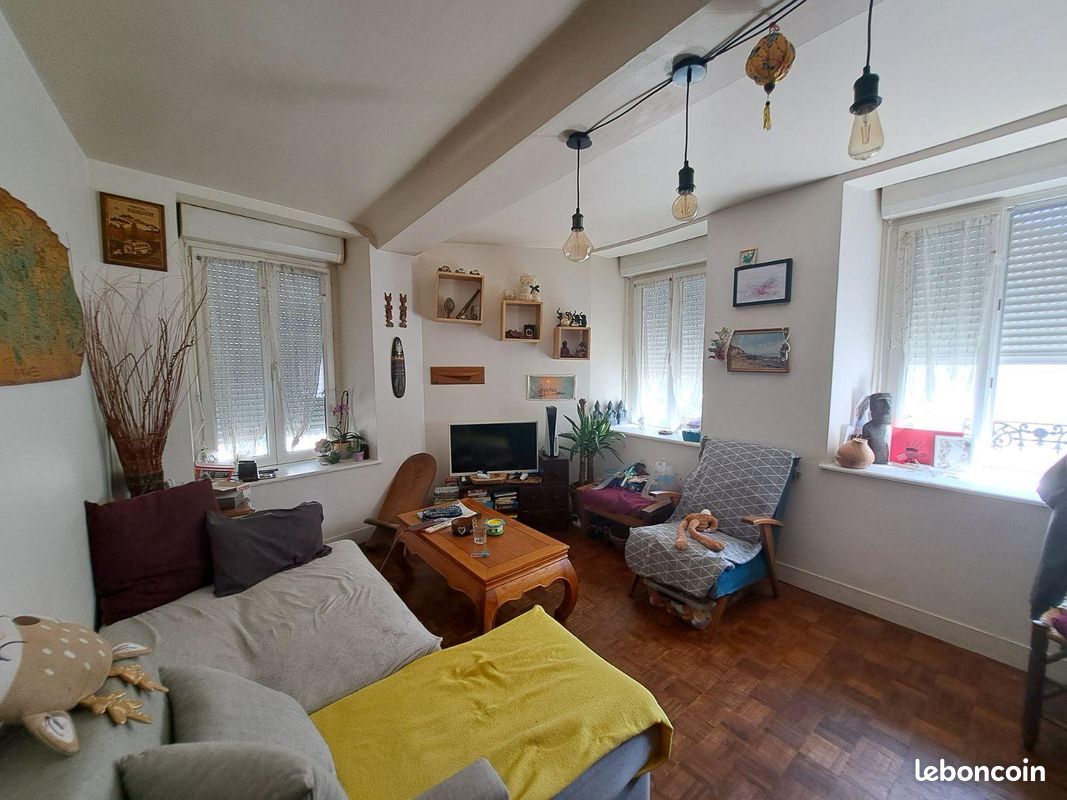 Immeuble 6 pièces 162 m² · à Port-en-Bessin-Huppain · 162 m² · 253 100 €