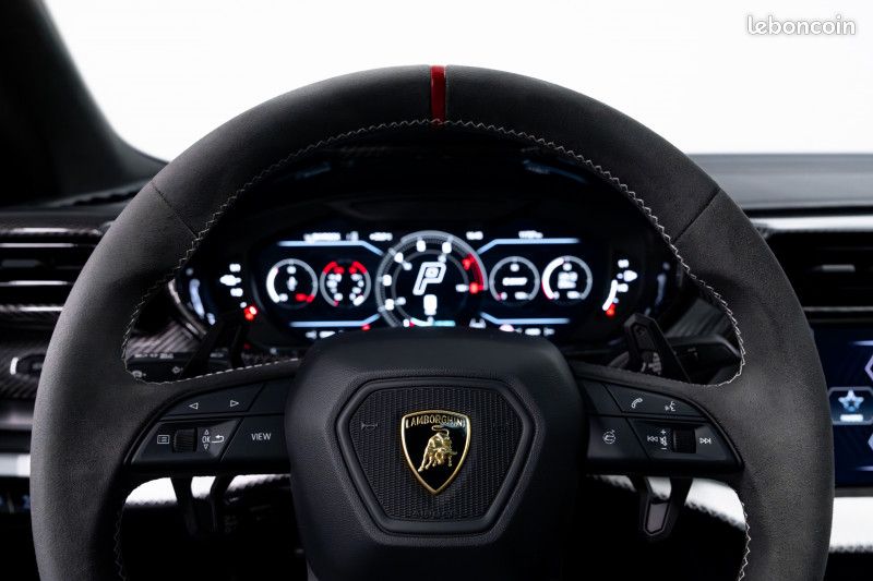 Lamborghini URUS SE 800CH (image 17)