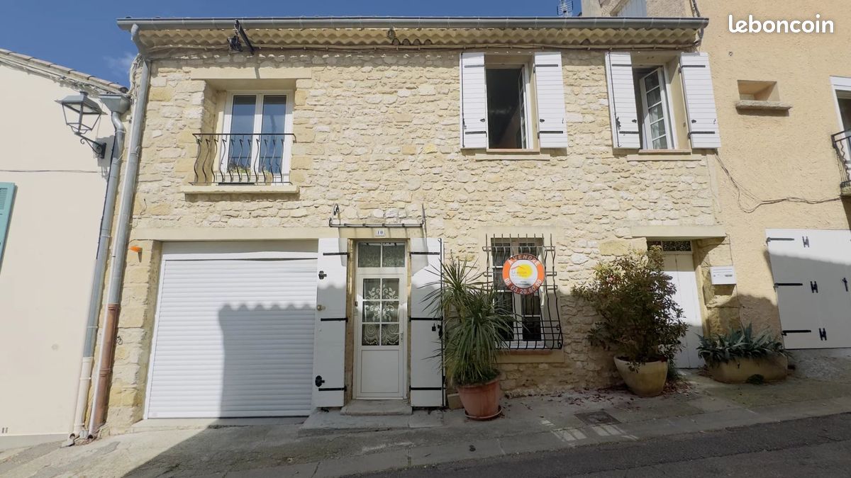 Maison 7 pièces 190 m² · à Saint-Cannat · 190 m² · 307 900 €