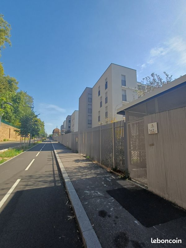 Appartement 3 pièces 64 m² · à Lyon · 63,5 m² · 984 €/mois