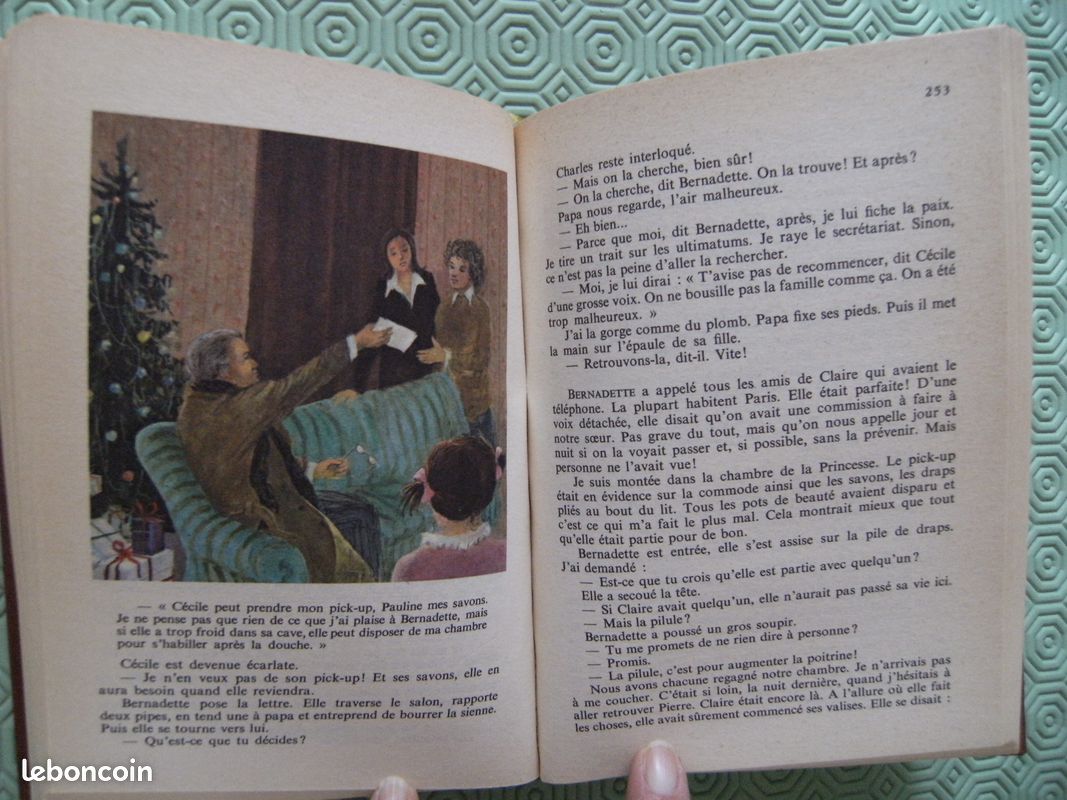 5 tomes Sélection du Reader's Digest - Beaux livres - 20 romans (image 8)