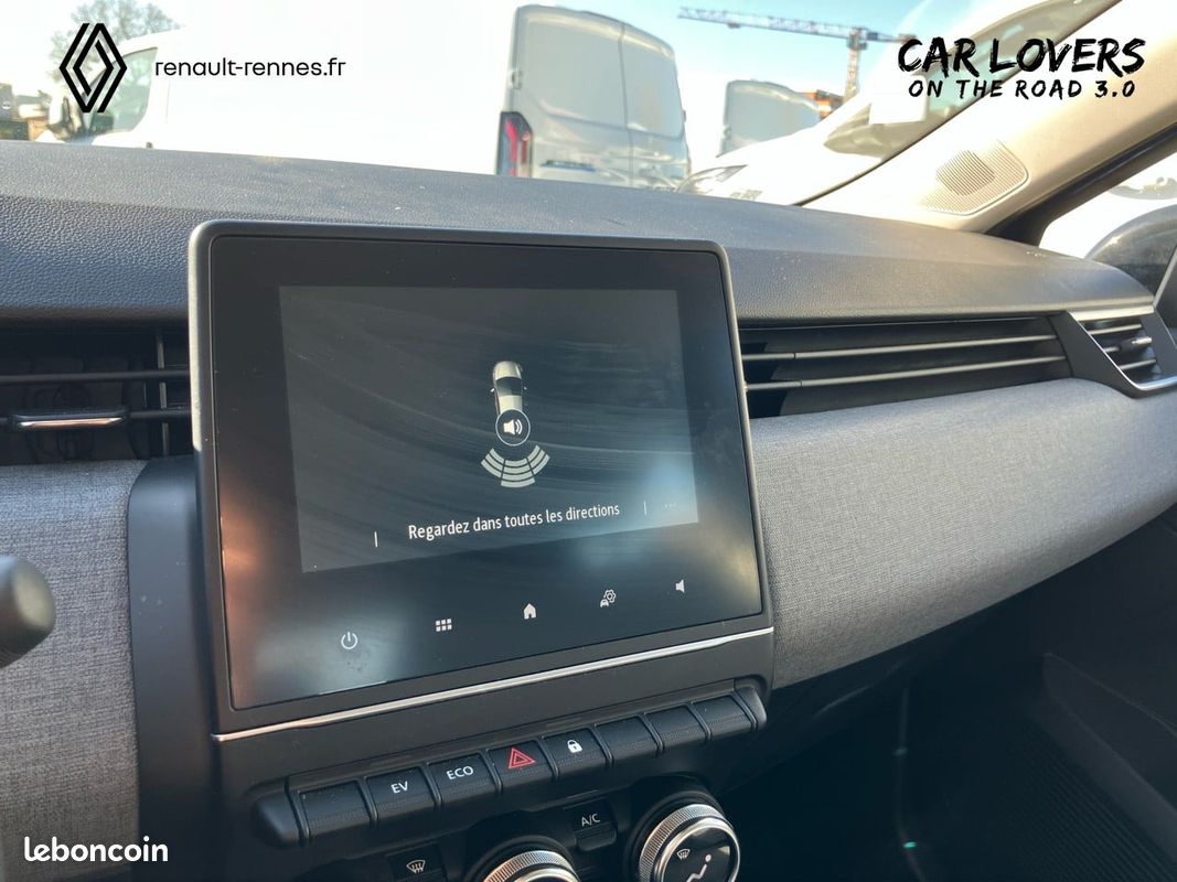 RENAULT Clio E-Tech full hybrid 145 ch GSR2 Evolution (image 25)