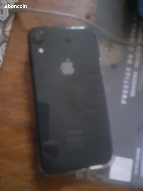 IPhone XR (image 2)