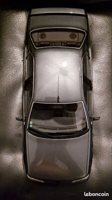 Peugeot 405 Mi16 Le Mans 1/18 OttoMobile