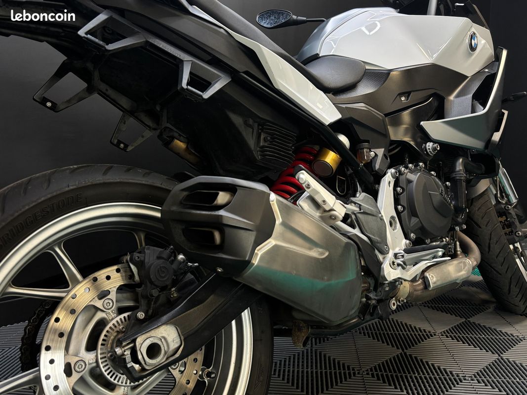 BMW F 900 XR FULL 105cv + PACK DYNAMIC + COMFORT + TOURING + TOP CASE + 20000Km (image 9)