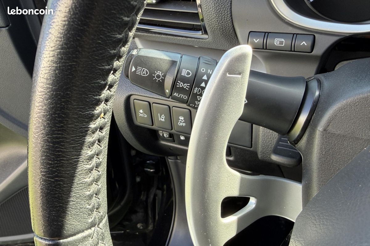 Mitsubishi eclipse cross phev rechargeable 188 4wd intense style garantie (image 32)
