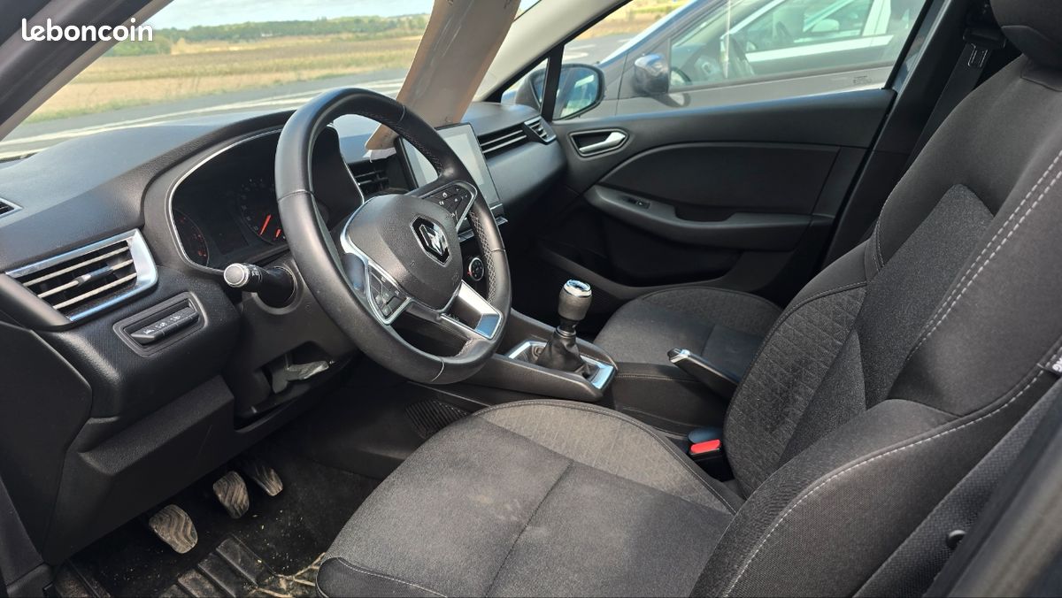 Clio 5 (image 4)