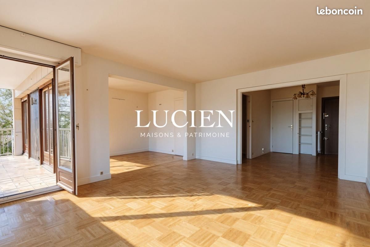 Appartement 6 pièces 134 m² · à Écully · 134 m² · 360 000 €
