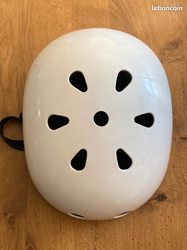 Casque de vélo blanc (image 1)