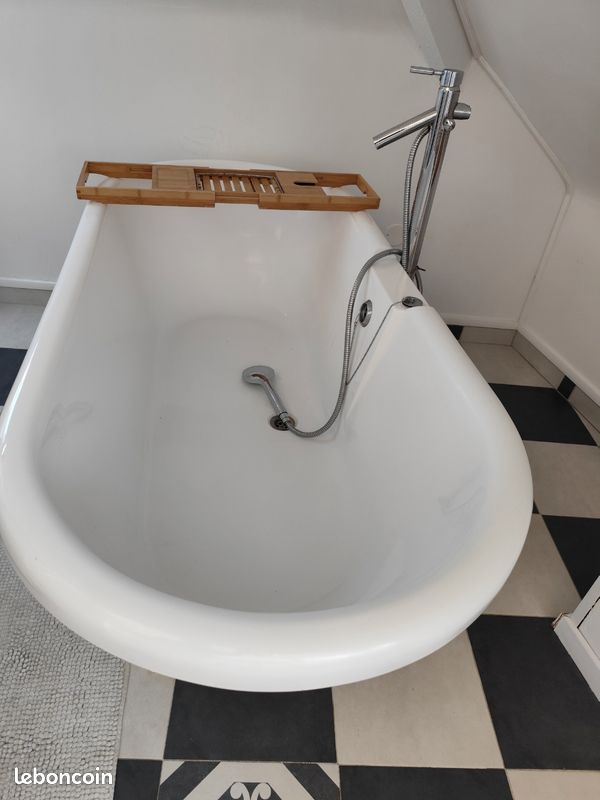 Baignoire acrylique EQUINOXE semi-îlot blanche 170cm - Angle gauche