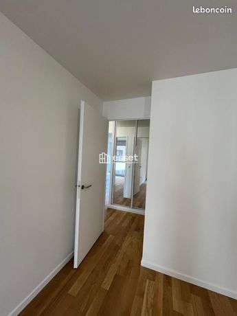Appartement a louer courbevoie - 3 pièce(s) - 76 m2 - Surfyn