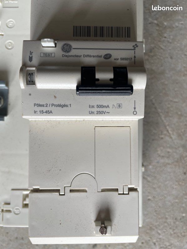 Disjoncteur de branchement (image 2)