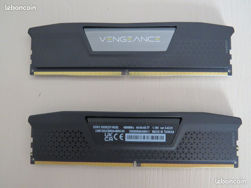 Kit DDR RAM 32Go (2x16Go) CORSAIR VENGEANCE (image 3)