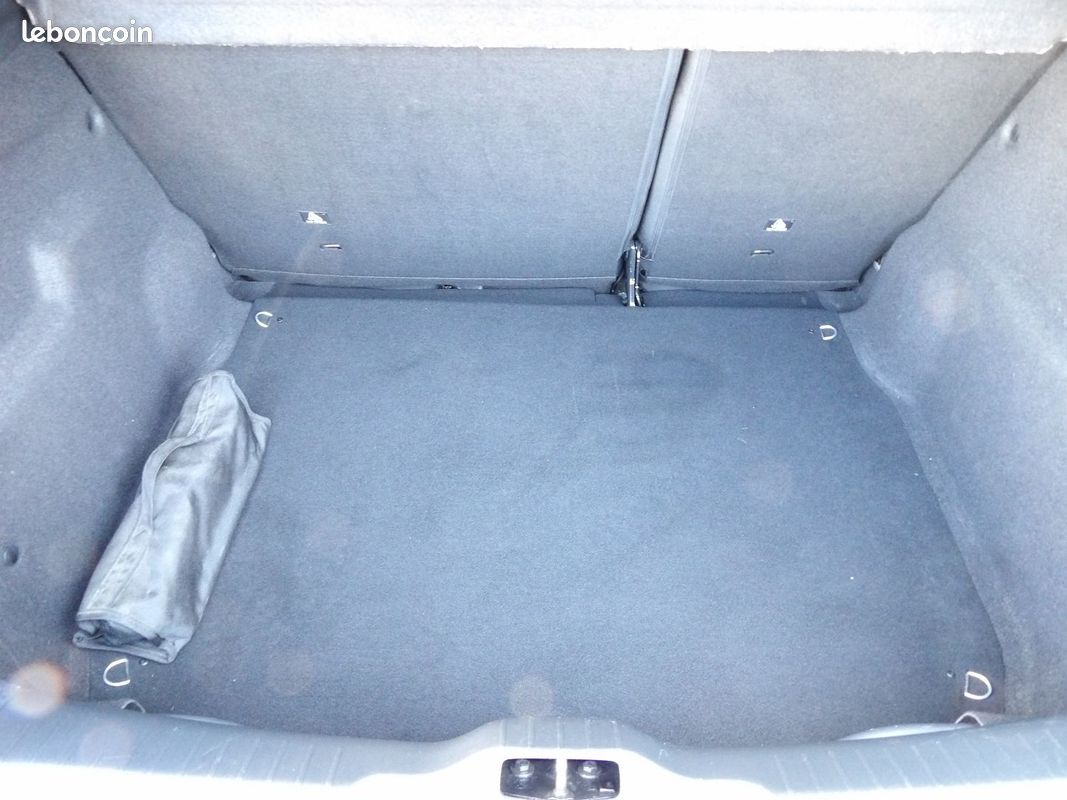 Citroen C4 CACTUS BLUEHDI 100CH S&S SHINE E6.D-TEMP (image 8)