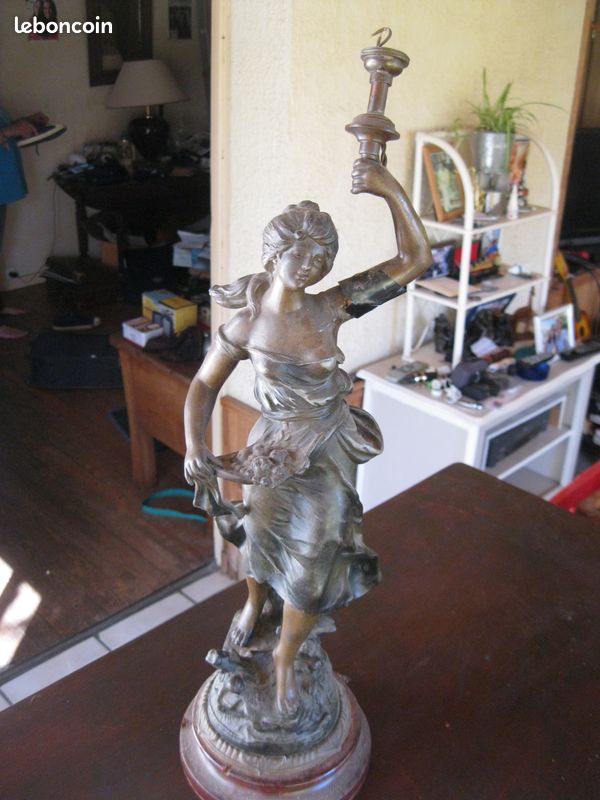 Statue auguste Moreau (image 2)