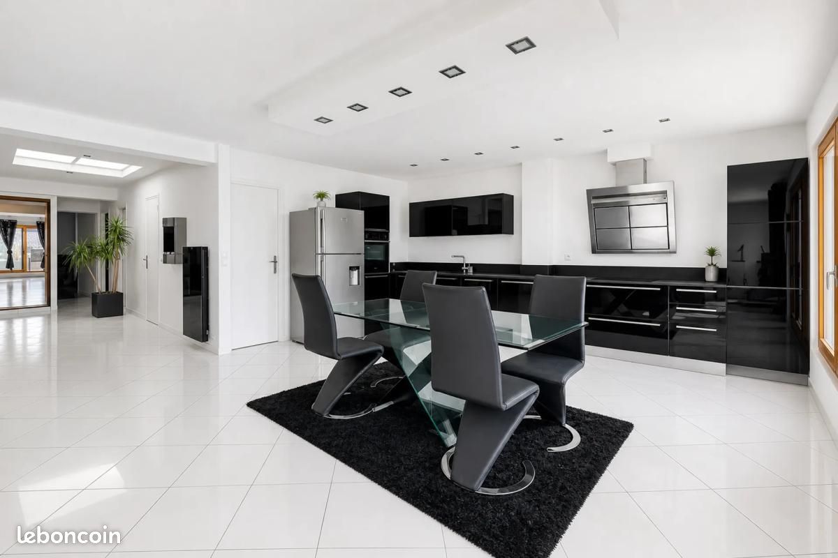 Appartement 4 pièces 135 m² · à Vigneux-sur-Seine · 135 m² · 499 990 €