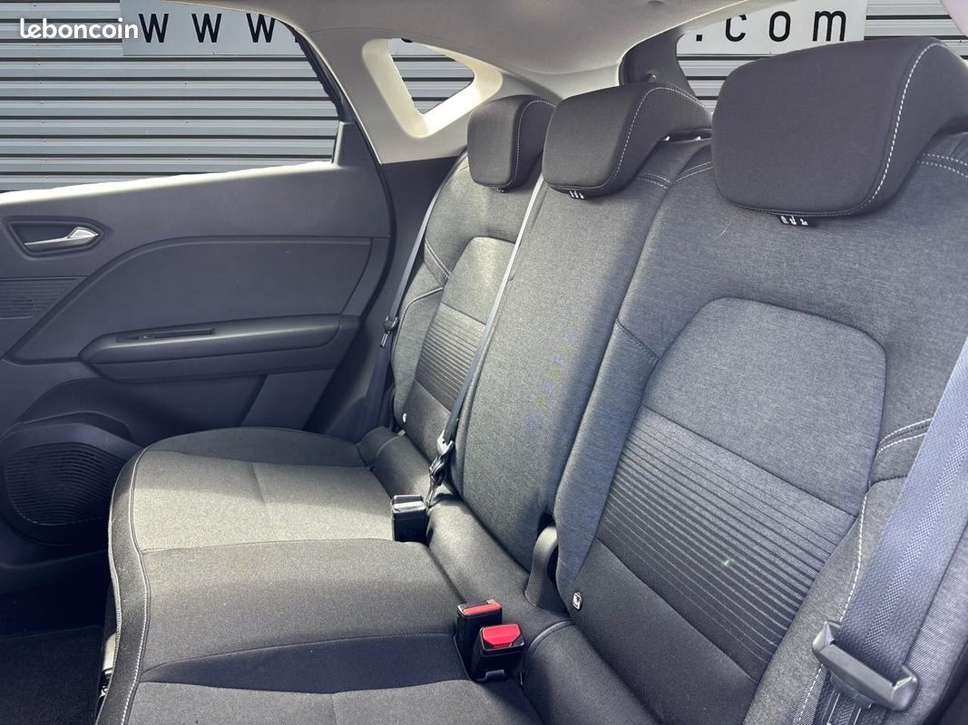 RENAULT CAPTUR 1.5 Blue dCi 115 Business (image 21)