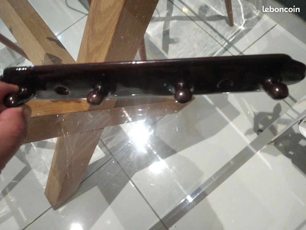 Ancien accroche-torchons en fonte émaillée (image 5)