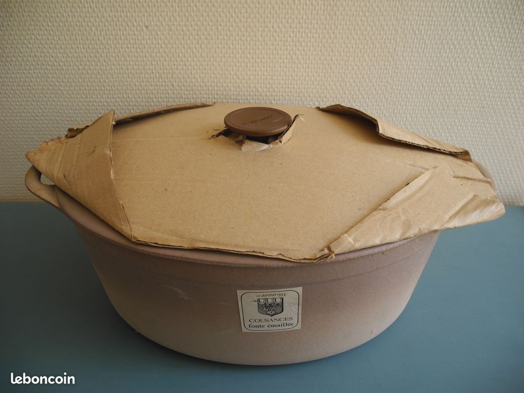 1950's Cast Iron Cocotte DOUFEU Cousances France Size 12, French Cooking Pot Le Creuset Vintage - Canada