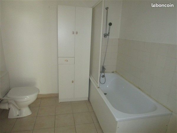 Studio 1 pièce 31 m² - Égletons 19300 (image principale 3)