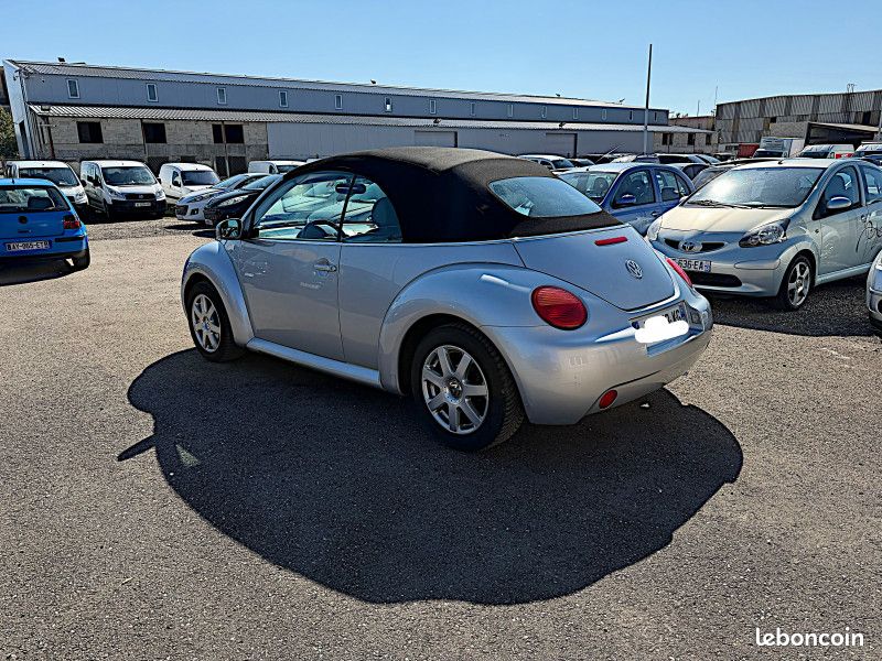 Volkswagen BEETLE CAB 2.0 115CH CARAT (image 12)