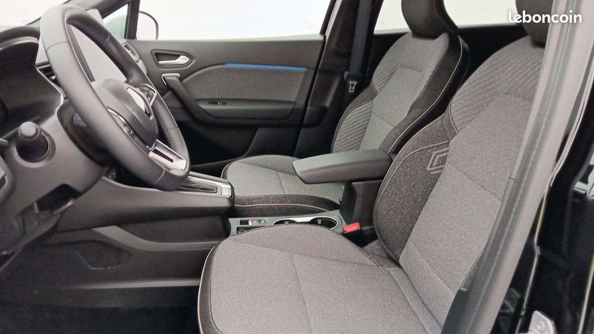 Renault captur e tech full hybrid 145 ch techno (image 12)