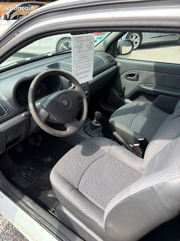 Renault Clio II GPL Campus 1.2i 60 (image 4)