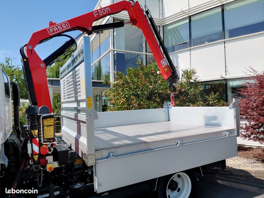 Isuzu ISUZU M27 E 3L 150 CV GRUE FASSI + BENNE ALU (image 8)