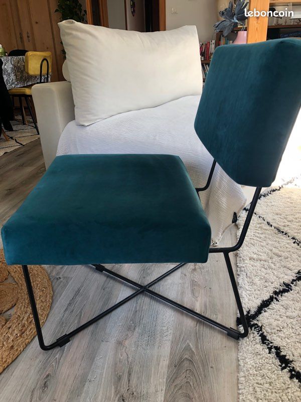 Fauteuil design velour vert canard (image 2)